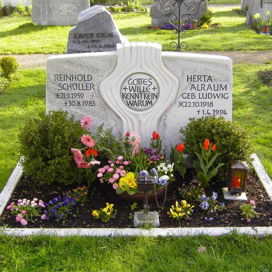 Doppelgrabstein Alraum