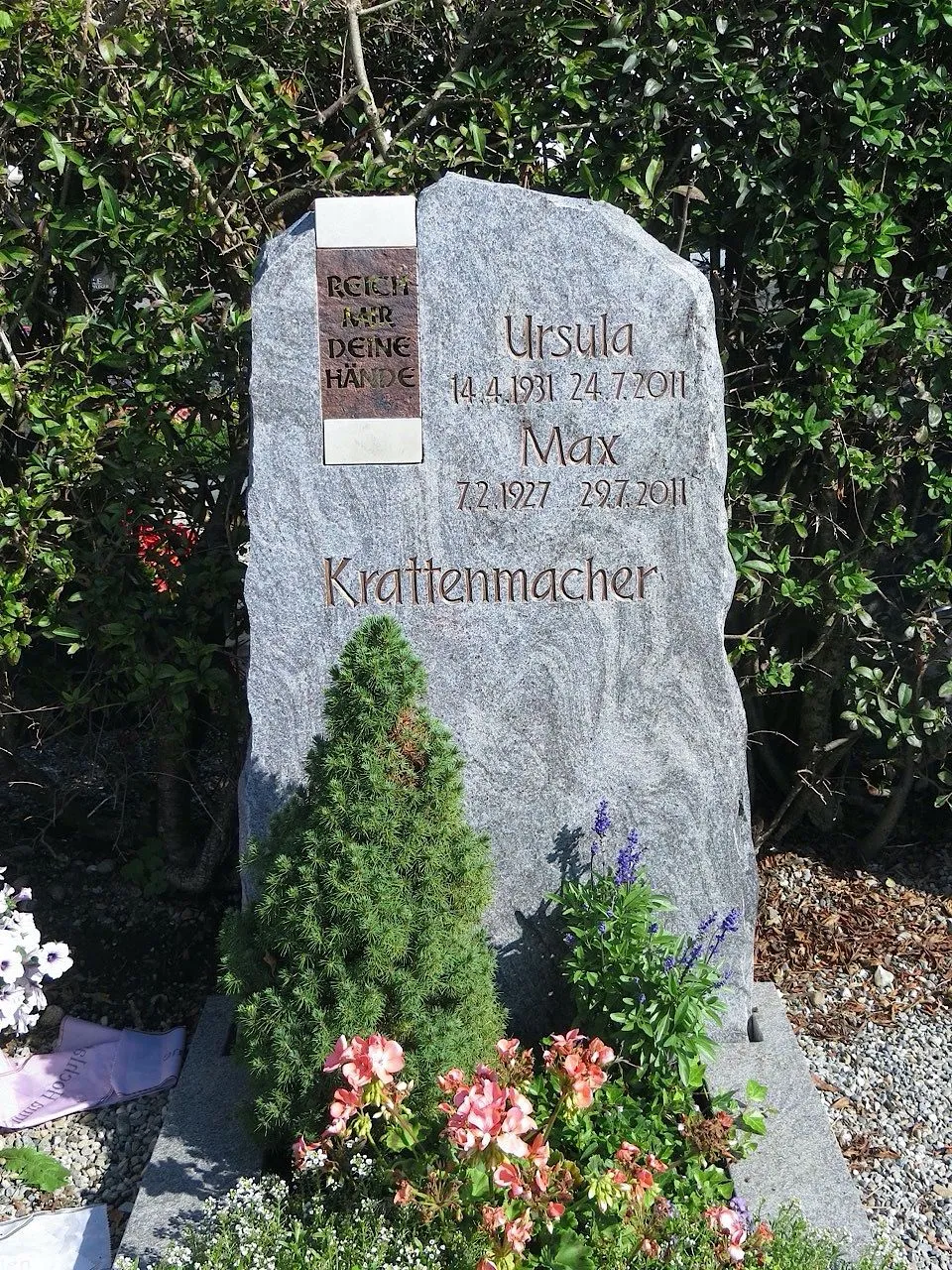 Einzelgrabstein Krattenmacher