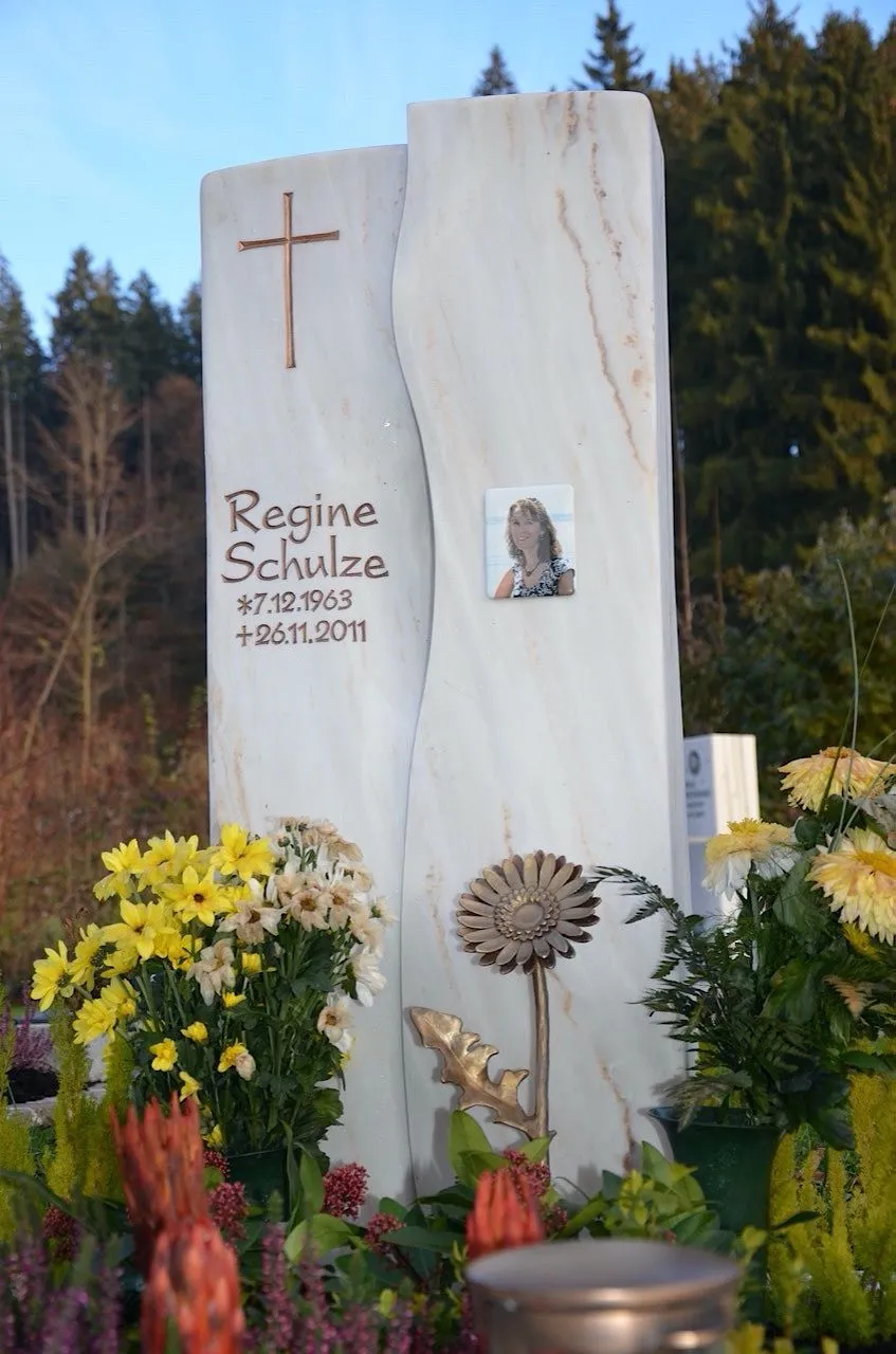 Einzelgrabstein Schulze