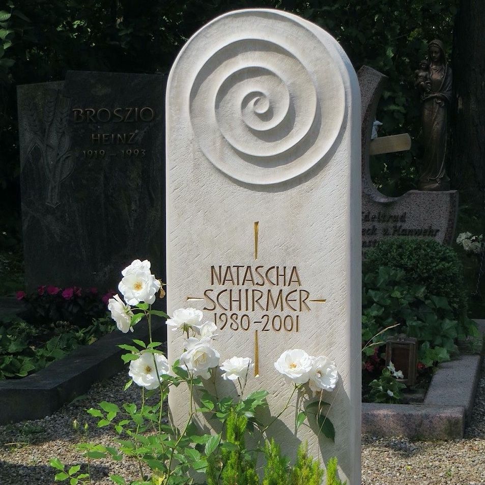 Einzelgrabstein Schirmer