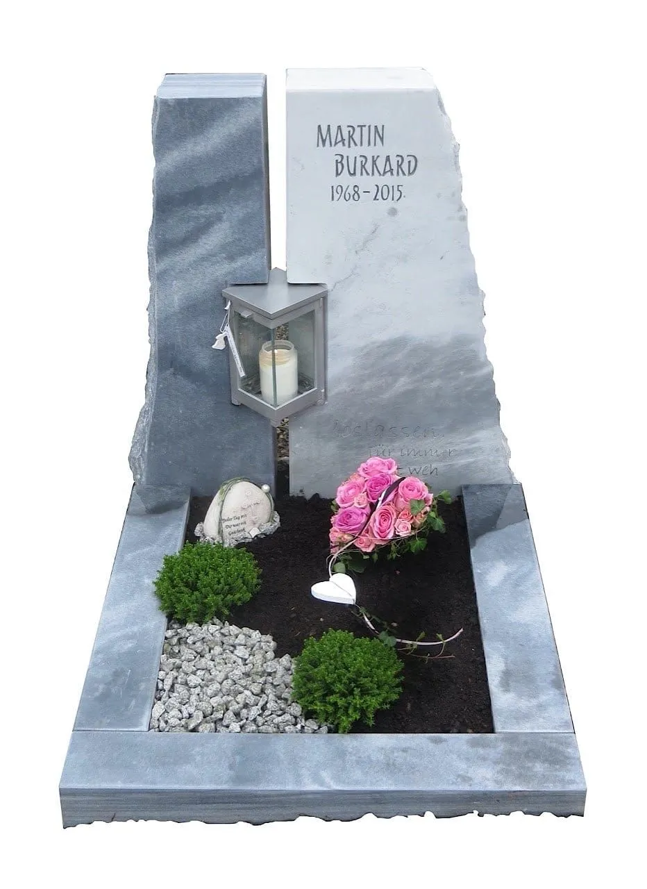 Urnengrabmal Burkard