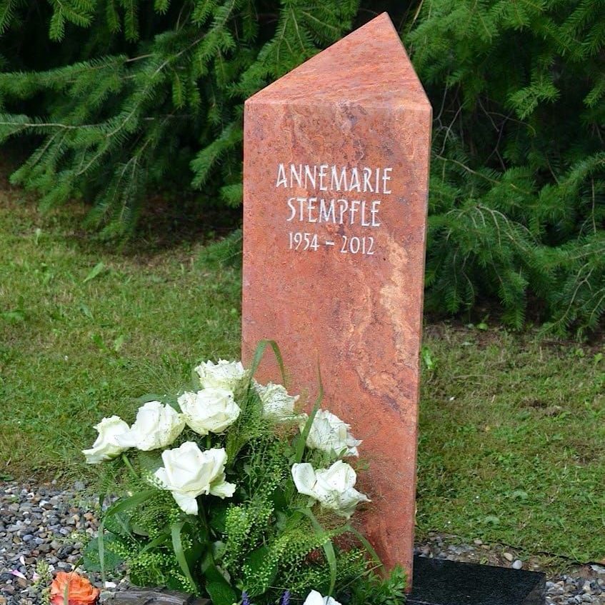 Urnengrabmal Stempfle