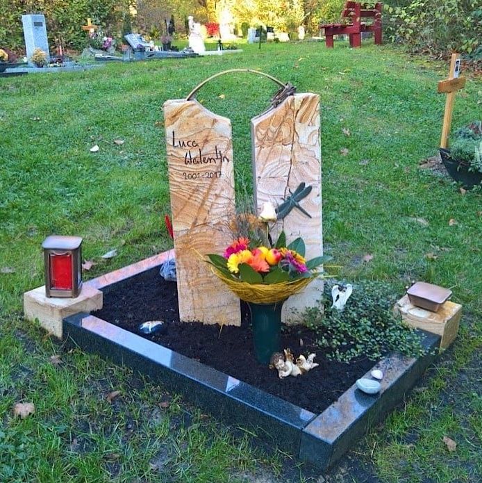 Urnengrabmal Walentin